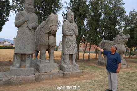 石像生在讲述着什么? 石像生在讲述着什么?