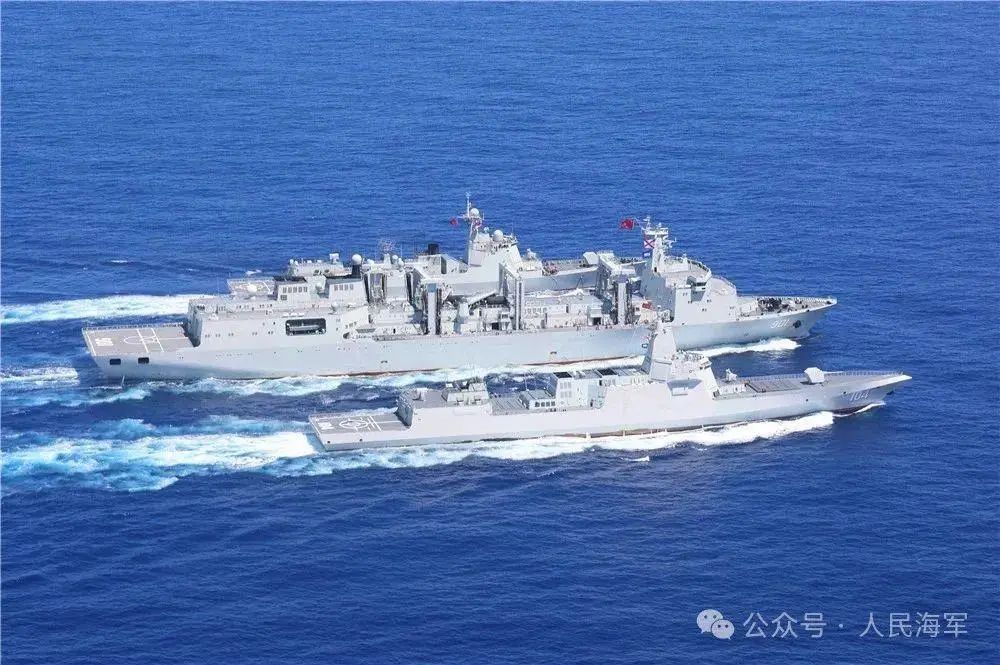 高清大图!中国双航母编队赴远海开展实战化训练 高清大图!中国双航母编队赴远海开展实战化训练