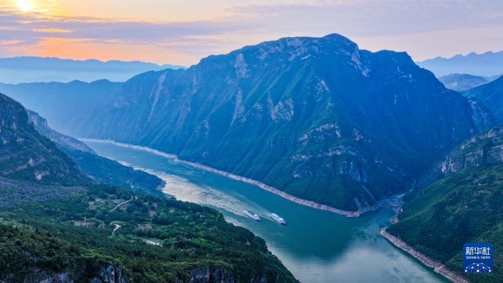 长江巫峡壮美如画 长江巫峡壮美如画