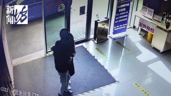 阿姨做家务后突然中毒,罪魁祸首几乎家家都有,千万别这么干 阿姨做家务后突然中毒,罪魁祸首几乎家家都有,千万别这么干