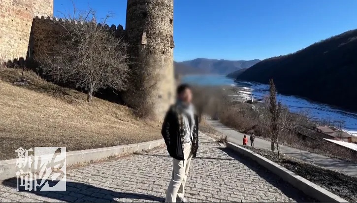 名校毕业00后HR月入1万，3年内旅行120次！专门找陌生人……
