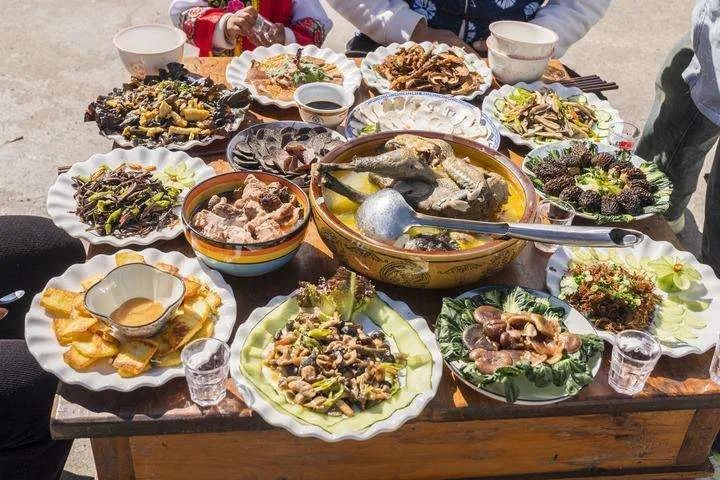 警惕！“红伞伞，白杆杆，吃完一起躺板板”