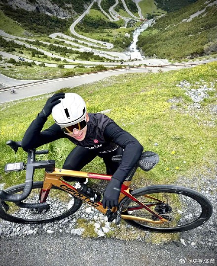 林孝埈夏训最爱骑车 林孝埈夏训最爱骑车