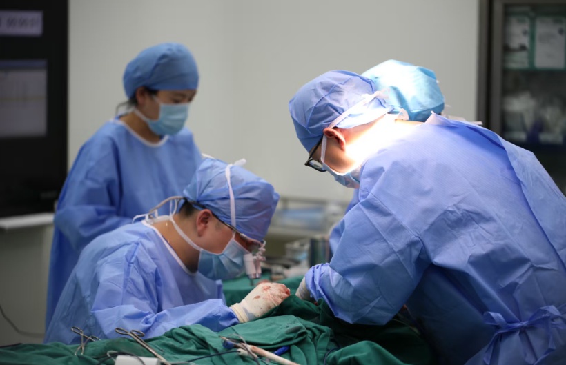 银川68岁老人颌骨被细菌“吃”掉了,牙疼千万别不当回事! 银川68岁老人颌骨被细菌“吃”掉了,牙疼千万别不当回事!