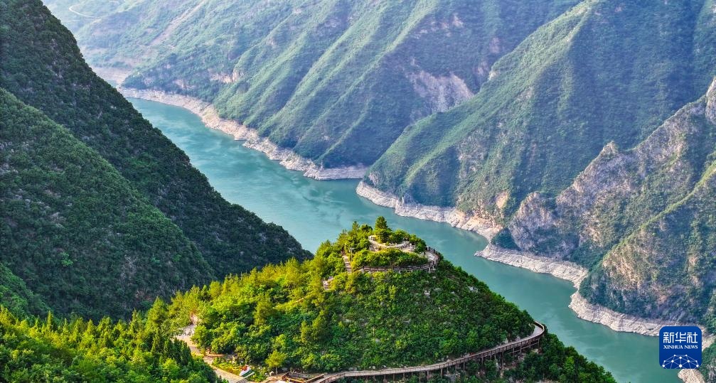 长江巫峡壮美如画 长江巫峡壮美如画