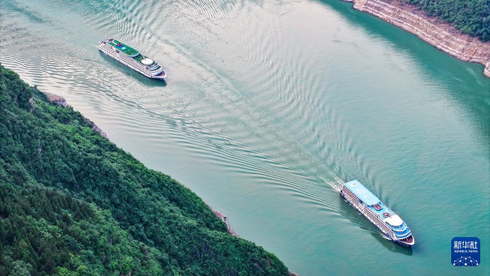 长江巫峡壮美如画 长江巫峡壮美如画