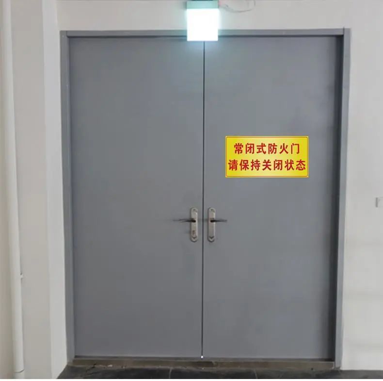 这扇门到底开还是关? 这扇门到底开还是关?