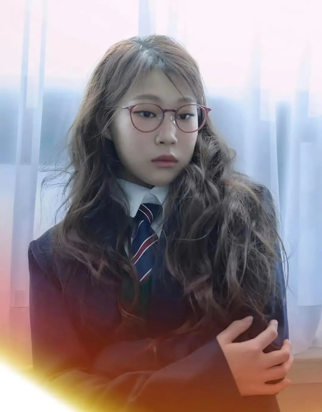 小沈阳18岁女儿韩国出道照曝光，被指撞脸孔孝真