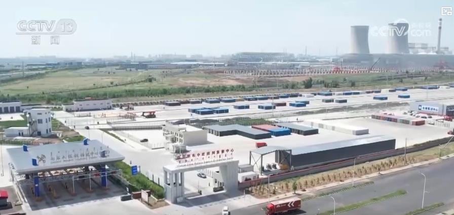 中欧班列密集开行助推“落地经济” 激活周边地区发展新动能