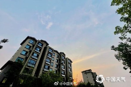 北京今天高温在线阵风可达六级 夜间西部北部有雷阵雨 北京今天高温在线阵风可达六级 夜间西部北部有雷阵雨