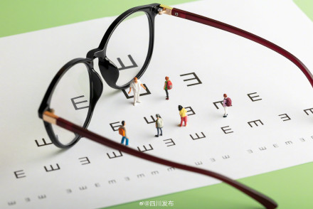高考后迎来“摘镜热”?四川省人民医院眼科专家提醒→ 高考后迎来“摘镜热”?四川省人民医院眼科专家提醒→