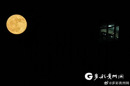 贵阳现18.6年一遇最低满月