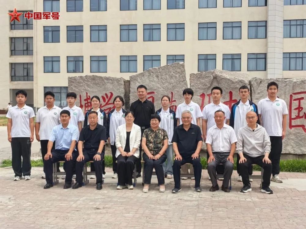 救了5条命,他还把奖金全部捐了! 救了5条命,他还把奖金全部捐了!