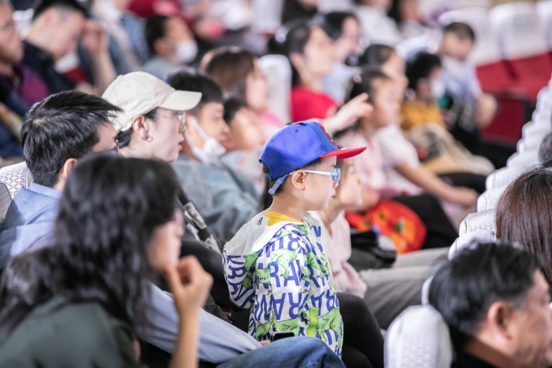 资讯动态 | 跟随“梦想”号,探秘深海未至之境 资讯动态 | 跟随“梦想”号,探秘深海未至之境