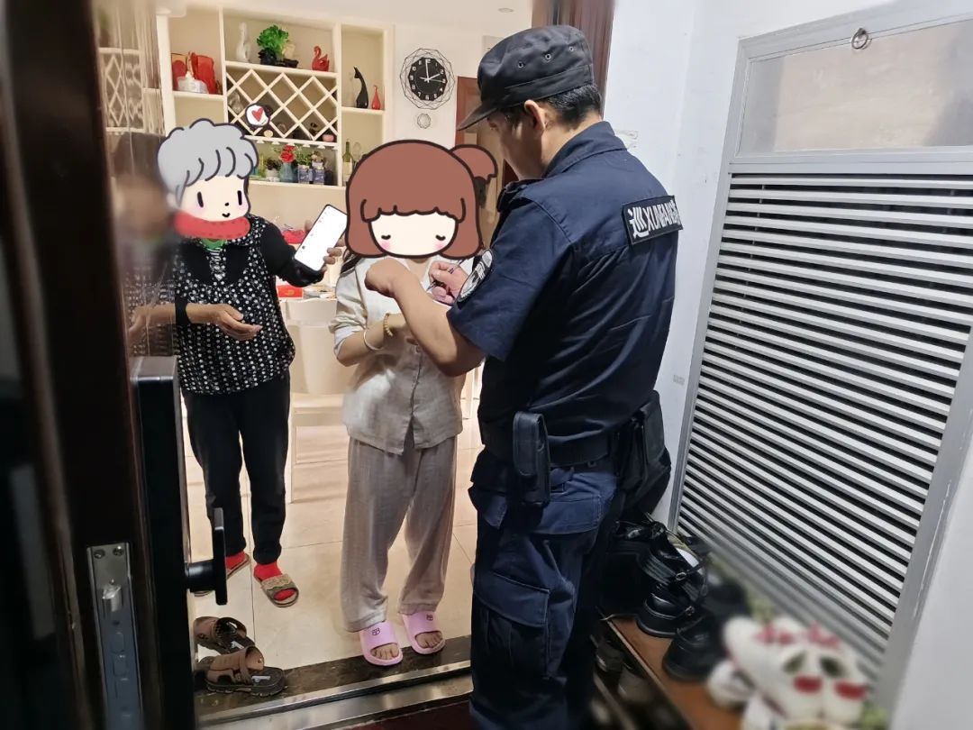 外卖订单现异常备注，女骑手急得报警