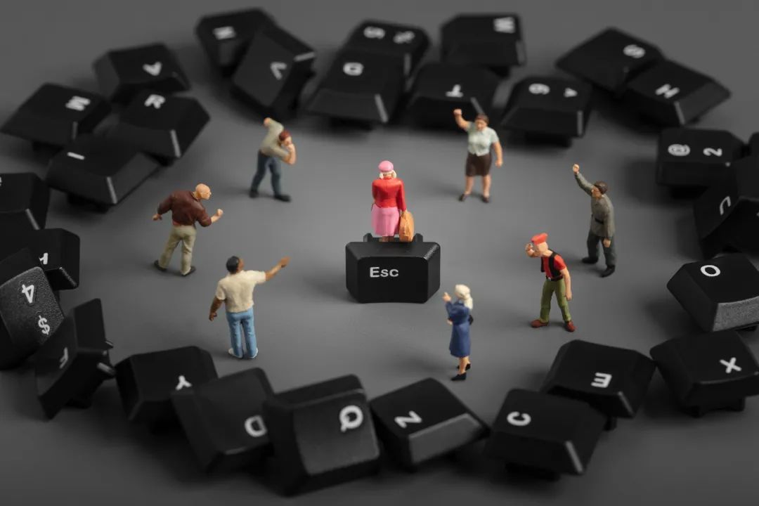 相声演员粉丝“挂人”号召网暴,法院判了 相声演员粉丝“挂人”号召网暴,法院判了