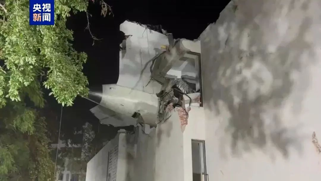 搜救已结束！至少265人死亡，仅1人幸存！ 印度坠机幸存乘客亲述灾难瞬间