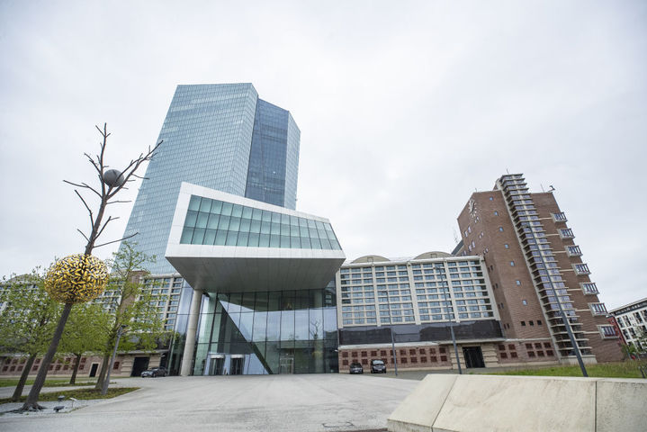 黄金成全球第二大储备资产 黄金成全球第二大储备资产