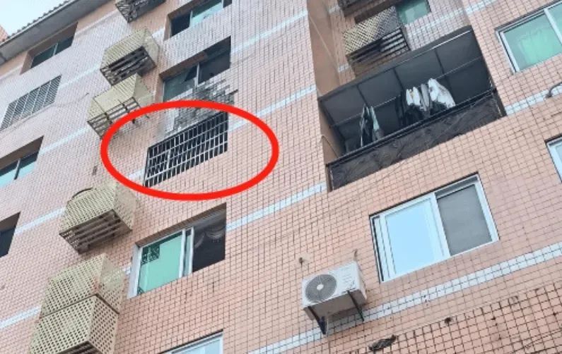 消防实测：10秒飙到475℃！这种车有风险，对照自查！