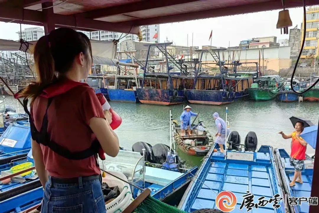 暴雨+大风!部分列车临时停运,邕宁水利枢纽计划增开闸门泄洪 暴雨+大风!部分列车临时停运,邕宁水利枢纽计划增开闸门泄洪