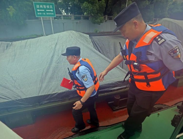 突然被杭州警方截停！船老大懵了，原来是……