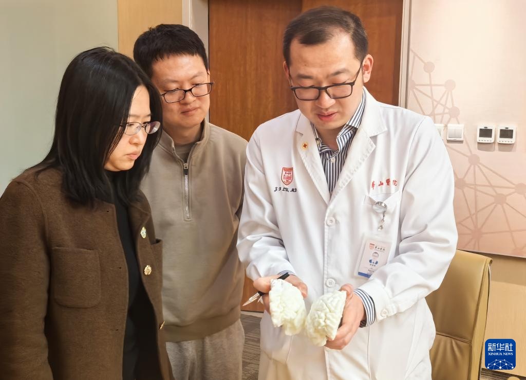 我国侵入式脑机接口进入临床试验阶段 我国侵入式脑机接口进入临床试验阶段