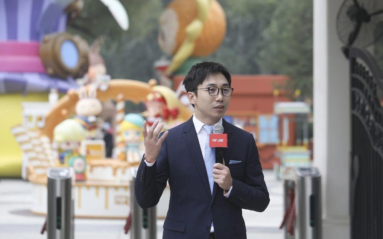 央视新闻评LABUBU爆火：中国潮玩，何以潮向世界？