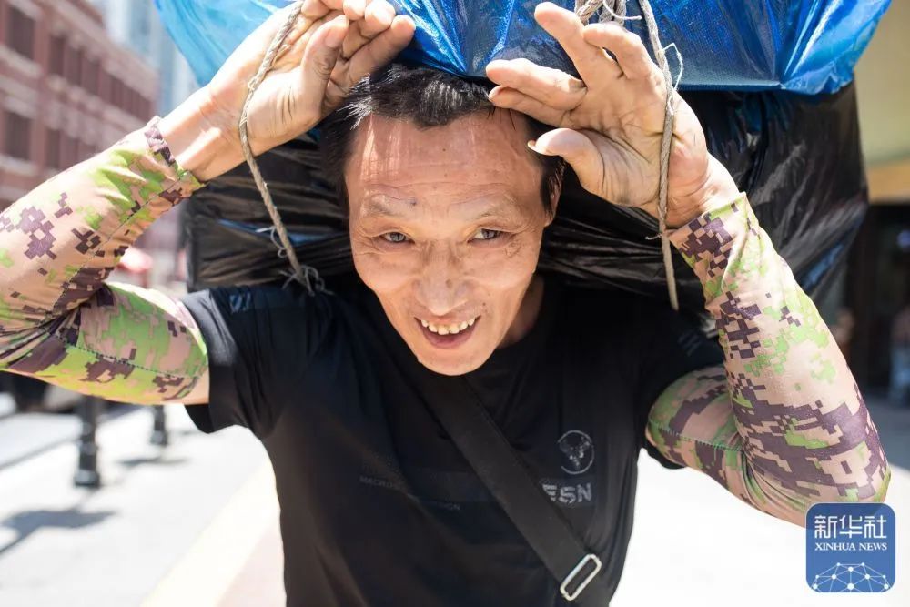 “棒棒”父亲,收到礼物了! “棒棒”父亲,收到礼物了!