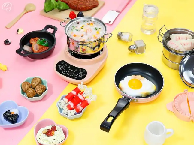 啪啪圈中的铁丝突然扎进女童右眼 家长快避雷这些玩具