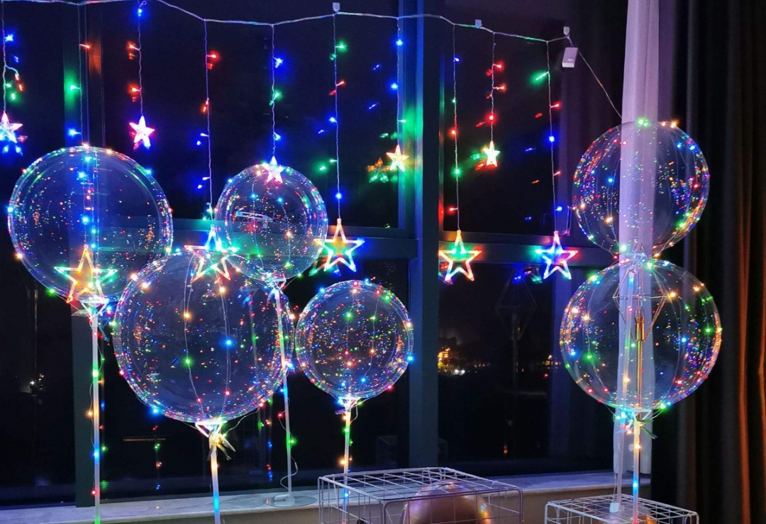 啪啪圈中的铁丝突然扎进女童右眼 家长快避雷这些玩具