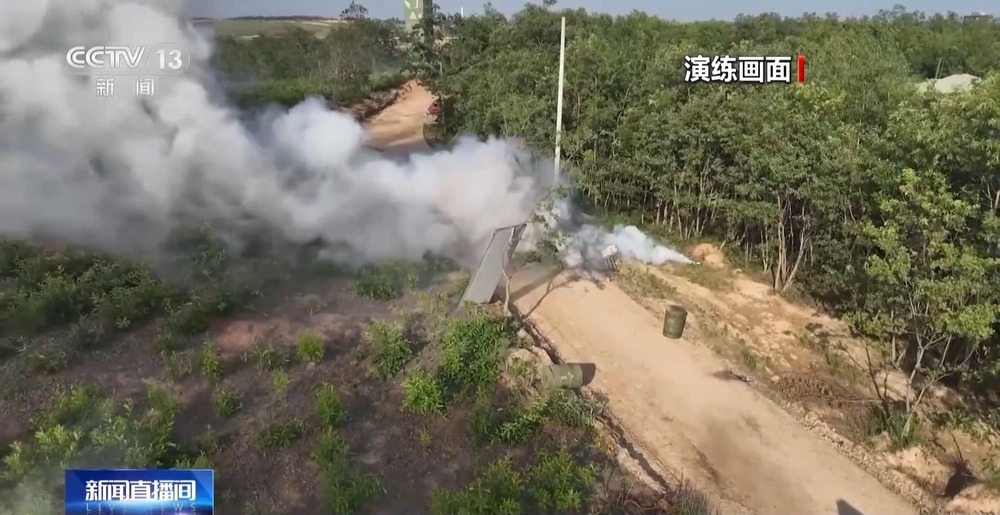 从冰川巡逻到装甲冲锋 看无人装备在我军应用有多全面