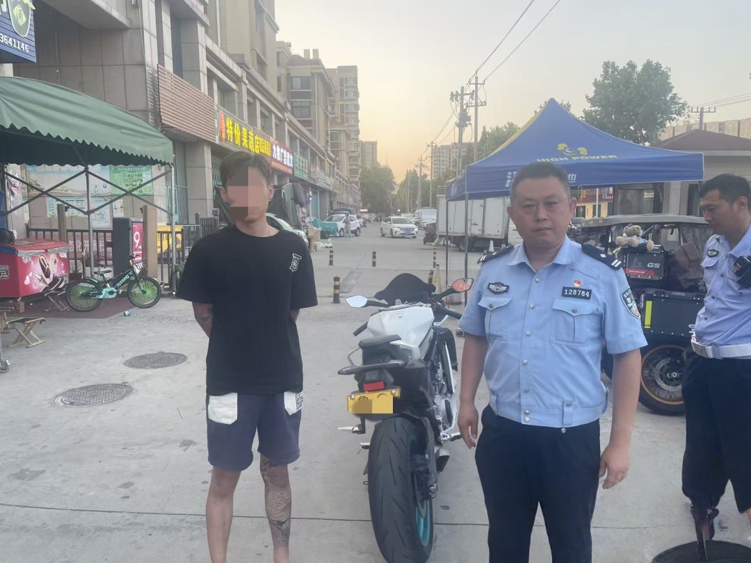 “飙车炸街”？车扣留，人拘留，套餐送上门！