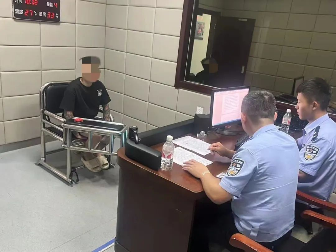 “飙车炸街”？车扣留，人拘留，套餐送上门！