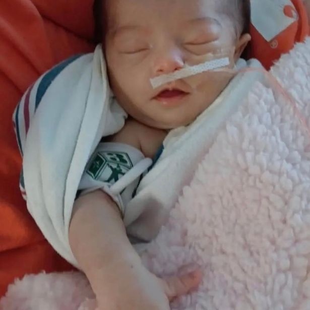 美国女婴战胜病魔后，出院前遭护士摔死，法医裁定为意外
