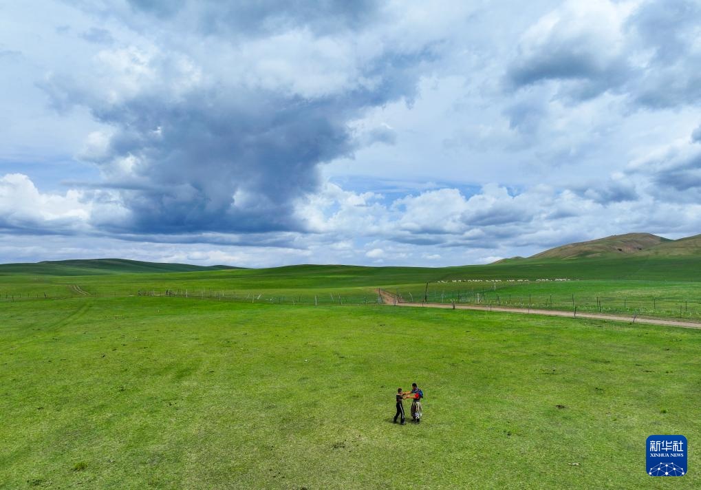 图片故事丨一起搏克吧!爸爸 图片故事丨一起搏克吧!爸爸