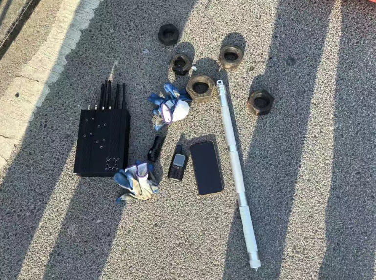 直奔方舱医院下手，3人被抓