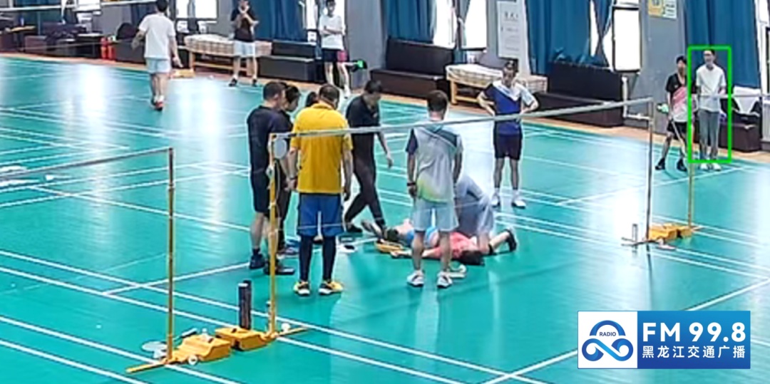 救人那一刻,她忘了自己也是病人…… 救人那一刻,她忘了自己也是病人……