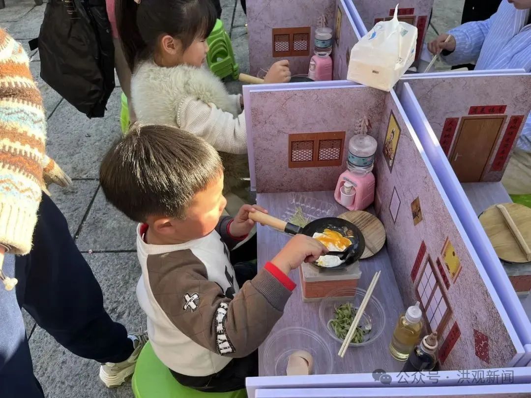 玩具中铁丝突然扎进女童右眼! 很多小孩都爱玩, 紧急提醒