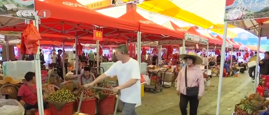 冷链物流迈入“高速时代” 消费者感受瓜果“才下枝头就上舌头”极致体验 冷链物流迈入“高速时代” 消费者感受瓜果“才下枝头就上舌头”极致体验