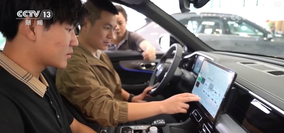 “多重利好+量身定制”赋能新源汽车下乡 多样化使用需求释放消费新活力 “多重利好+量身定制”赋能新源汽车下乡 多样化使用需求释放消费新活力