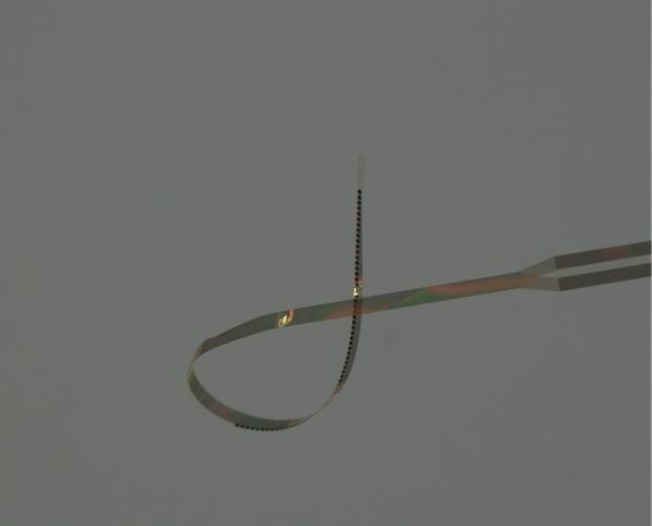 “硬币”和“头发丝” 意念赛车照进现实 “硬币”和“头发丝” 意念赛车照进现实