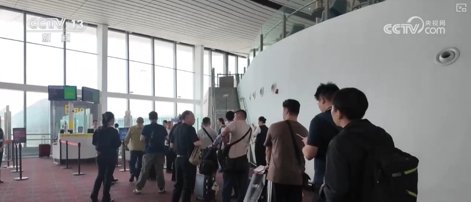 缩短时空距离,常来常往!便捷空中通道架起中塔民心相通、经贸共赢“连心桥” 缩短时空距离,常来常往!便捷空中通道架起中塔民心相通、经贸共赢“连心桥”