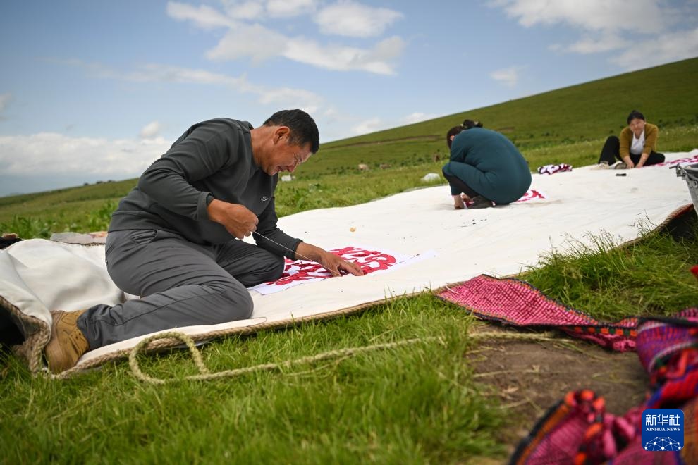 转场天山下 转场天山下