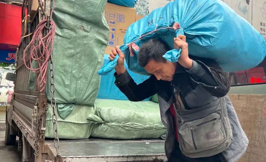 15年前感动全网的“棒棒”父子,如今过得怎么样了? 15年前感动全网的“棒棒”父子,如今过得怎么样了?