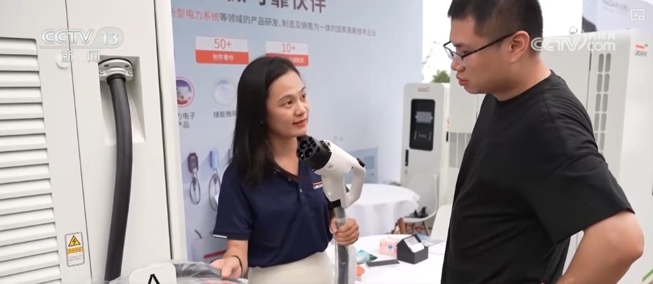 “多重利好+量身定制”赋能新源汽车下乡 多样化使用需求释放消费新活力 “多重利好+量身定制”赋能新源汽车下乡 多样化使用需求释放消费新活力