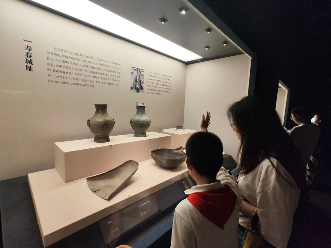 国宝重器！安徽楚文物“出差”到上海