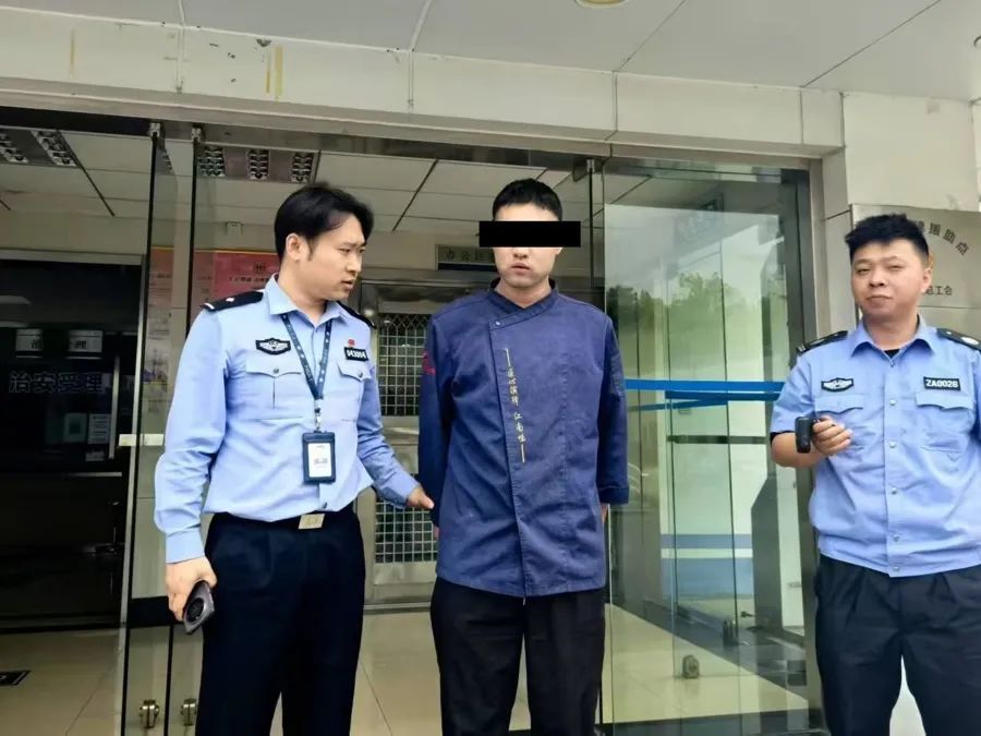 男子一梦游就把手机弄丢？6次赎回花了12800元…