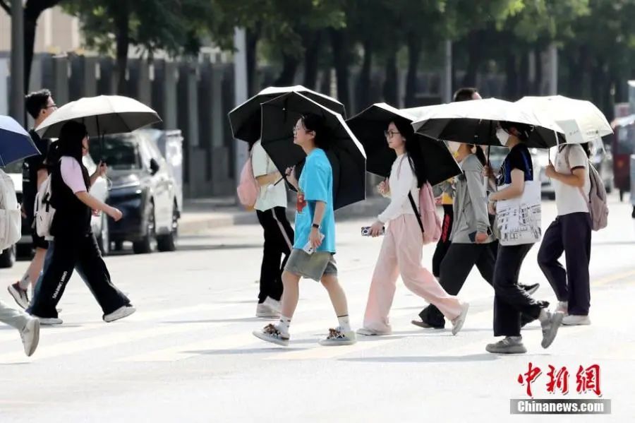 穿了防晒衣还用涂防晒霜吗? 穿了防晒衣还用涂防晒霜吗?