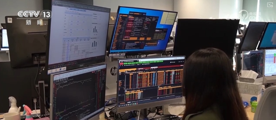 这些调整凸显“硬科技” 精准映射经济从“量”向“质”转型→ 这些调整凸显“硬科技” 精准映射经济从“量”向“质”转型→