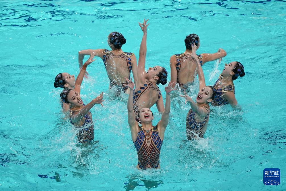 花样游泳世界杯总决赛:中国队夺得集体技巧自选冠军 花样游泳世界杯总决赛:中国队夺得集体技巧自选冠军